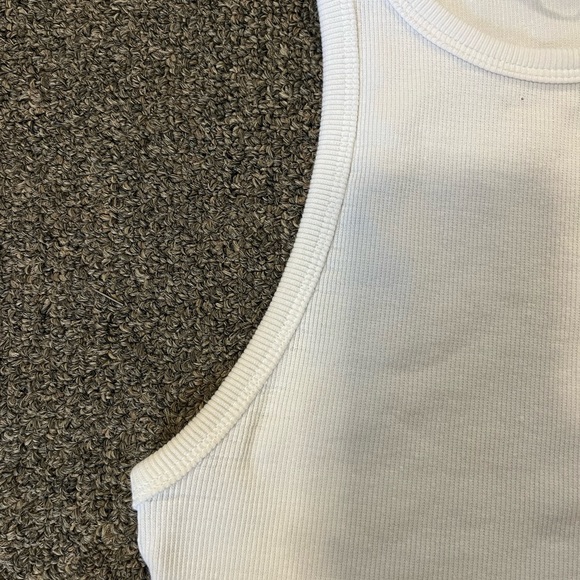 Bundle of Two Zara Tanks - Picture 8 of 10